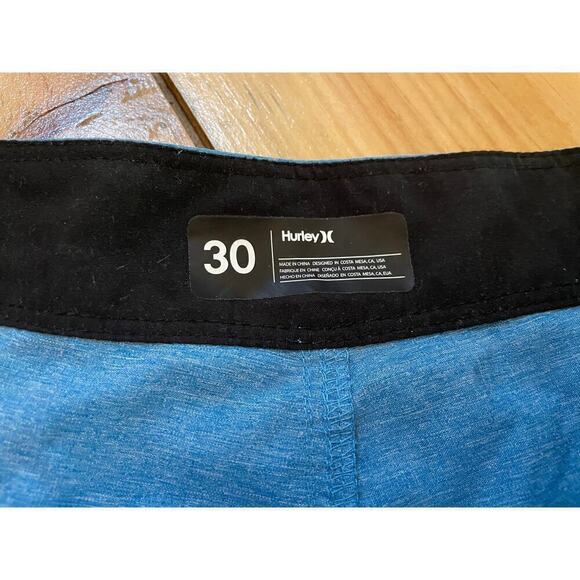 Men's Hurley Blue Swimsuit/board shorts. Size 30. Swim Surf Outdoors beach - Picture 3 of 4